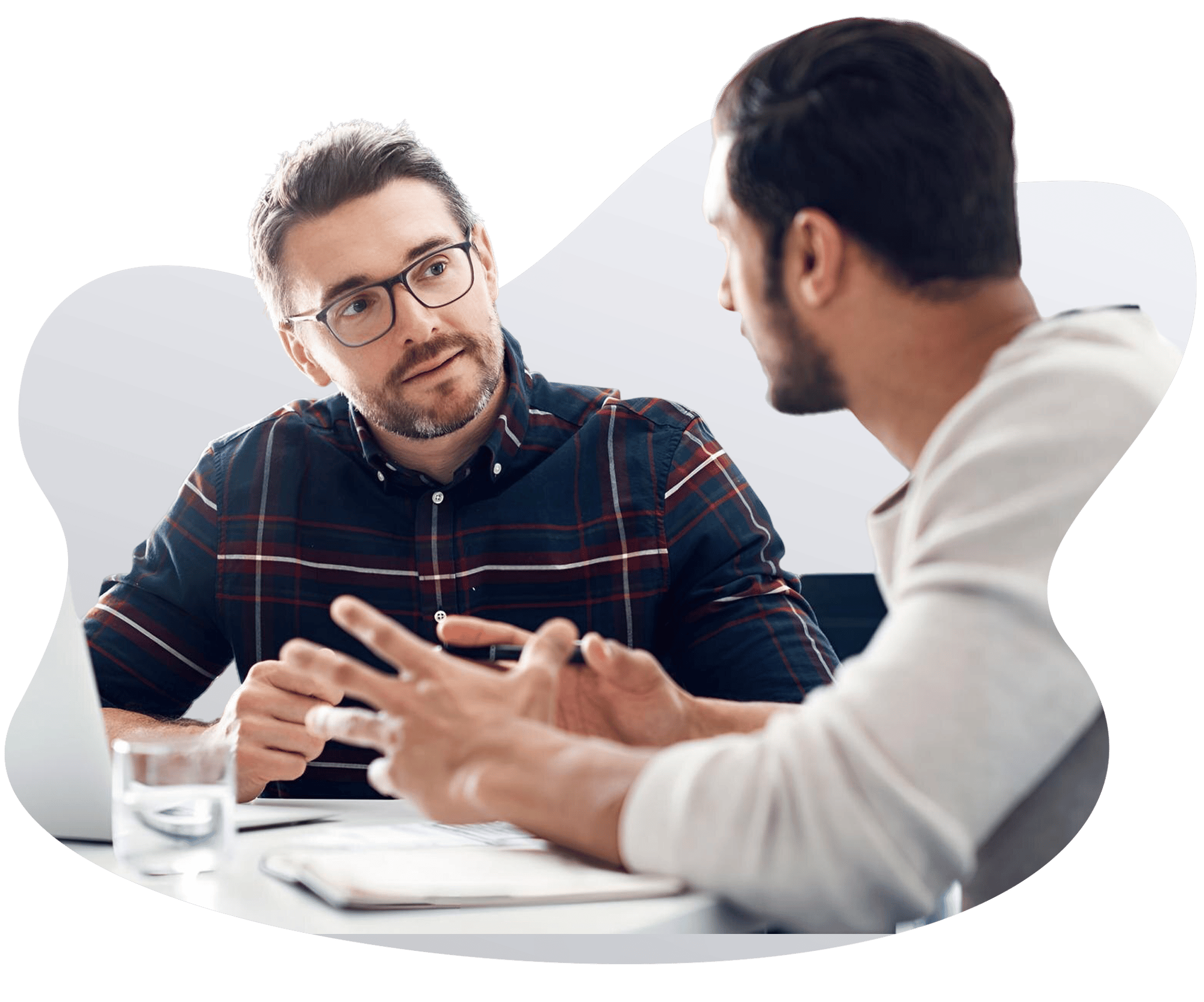 two-people-talking-softline-grey